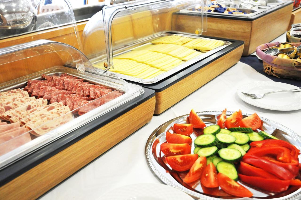 Miratel Hotel Mitterteich Kültér fotó